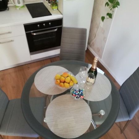 Appartamento Bond With Private Parking Zara Esterno foto